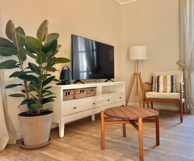 Il Noce Lake View Apartment Lezzeno Exterior foto